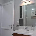 Seaview Apartment *