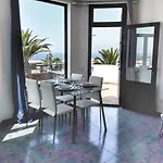 Seaview Apartment Puerto del Carmen (Lanzarote)